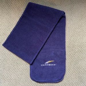 LA FITNESS navy fleece scarf.